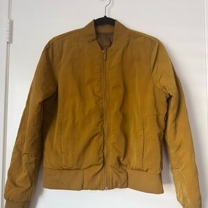 Women’s  Mustard Bomber Jacket Lululemon L